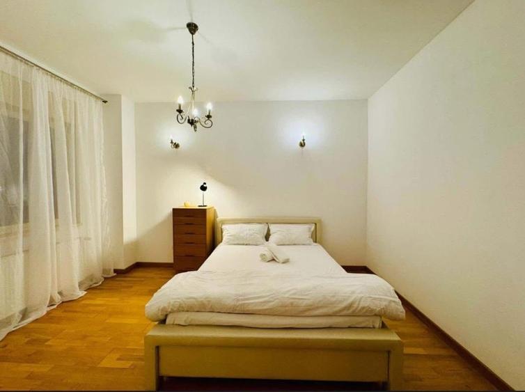 apartament spatios de lux - 3