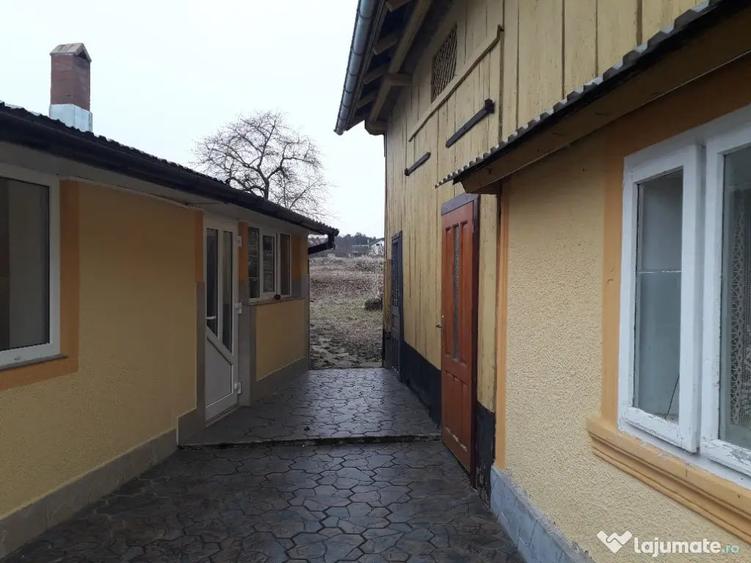 Casă cu 3 camere cu Teren 1800 Mp în Plopeni
