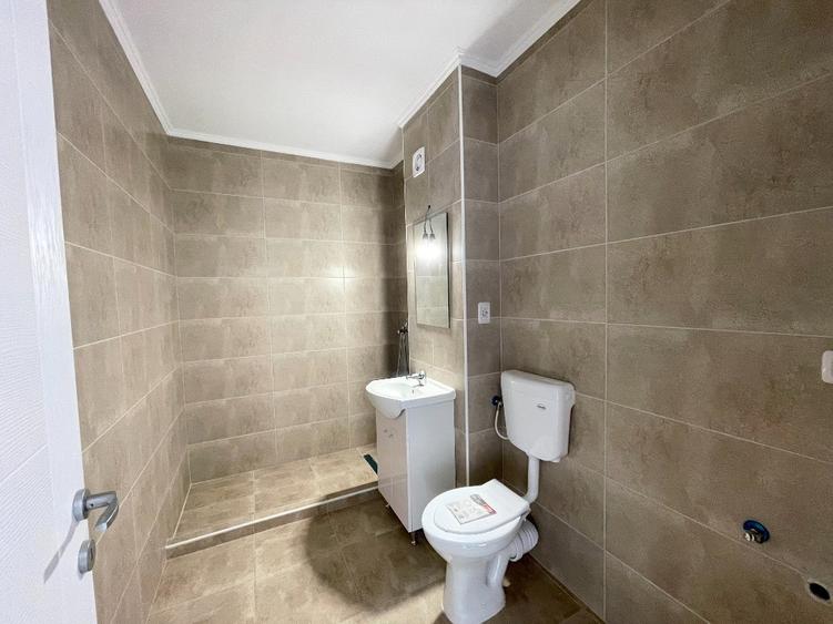 Apartament cu 2 camere semidecomandat în Sânpetru