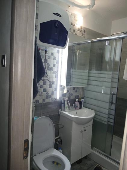 Garsonieră decomandată în Brazda lui Novac