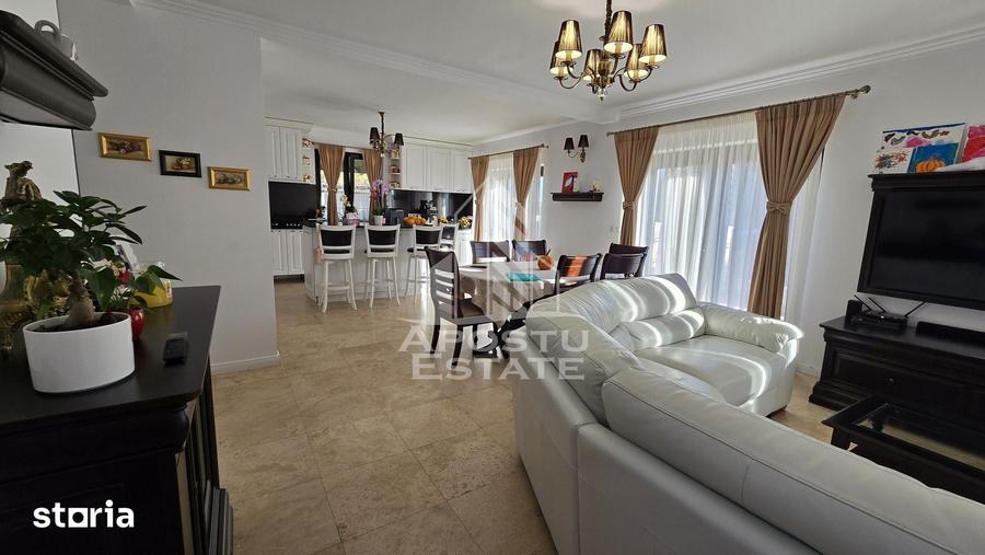 Casă cu 5 camere cu Teren 1200 Mp în Șag