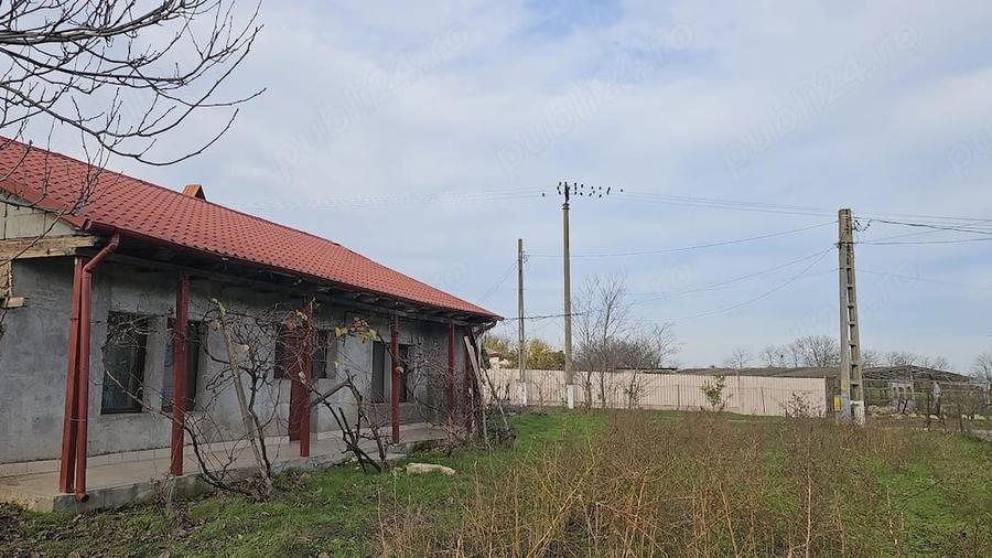 Teren de 5106 mp, în Mereni