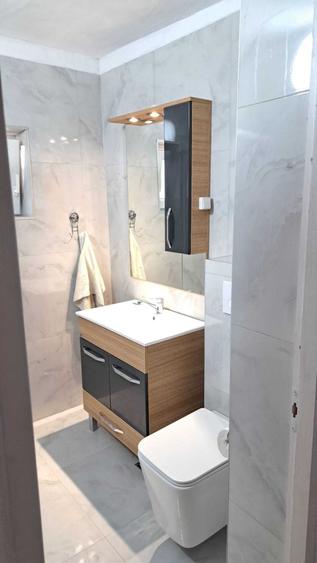 Apartament cu 2 camere decomandat în Exterior Vest