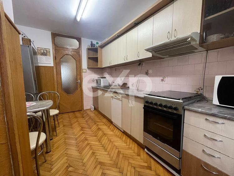 Apartament cu 3 camere decomandat, mobilat în Mănăștur