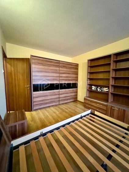 Apartament cu 4 camere decomandat în Semicentral