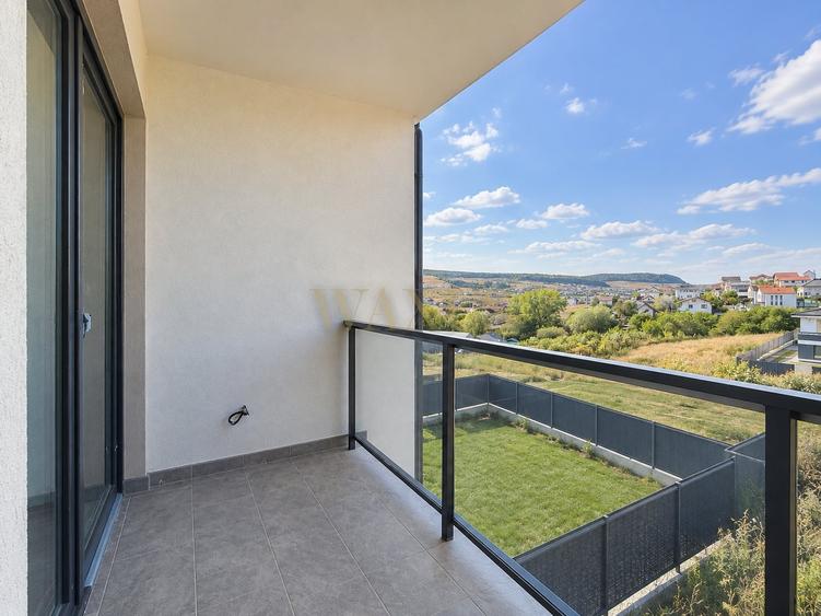 Duplex cu 6 camere cu Canalizare în Chinteni