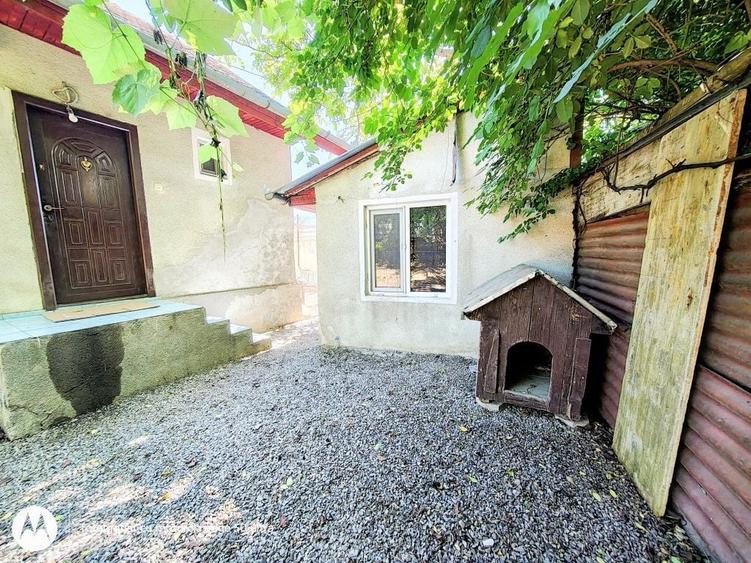Casă cu 2 camere în Central