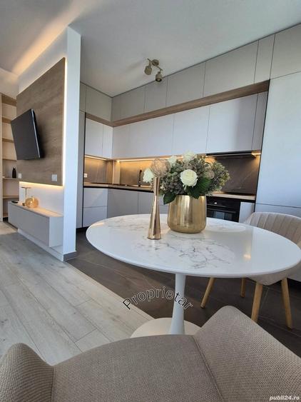 Apartament cu 2 camere semidecomandat în Buziașului
