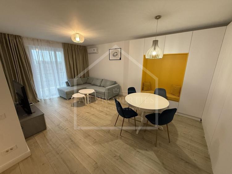 Apartament cu 2 camere semidecomandat, mobilat în Băneasa — fotografia 2
