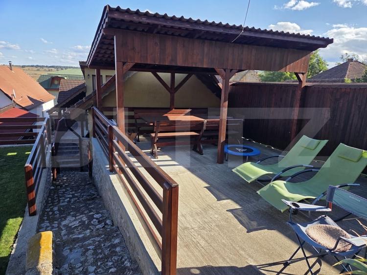 Casă individuală cu 6 camere cu Canalizare în Rupea