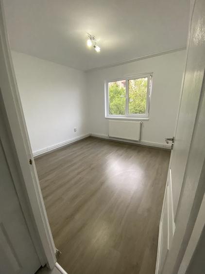 Apartament cu 2 camere semidecomandat în Deve