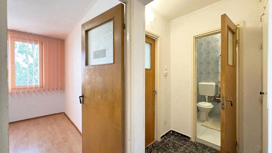 Apartament cu 4 camere decomandat, mobilat în Drumul Taberei