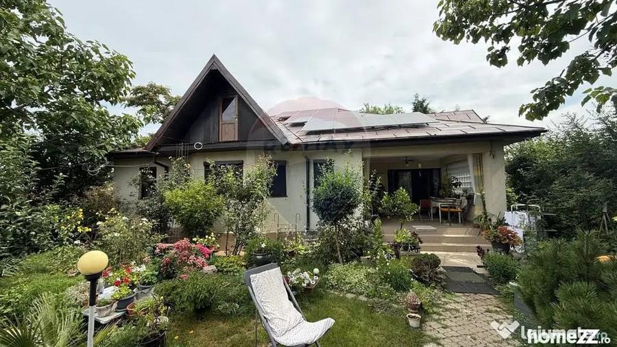 Casă cu 5 camere cu Teren 1000 Mp în Ciușlea