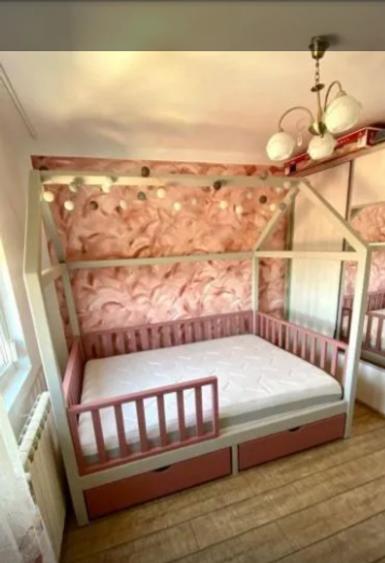 Apartament cu 3 camere decomandat în Inel I