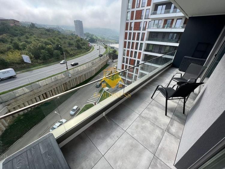 Apartament cu 2 camere semidecomandat, mobilat în Zorilor