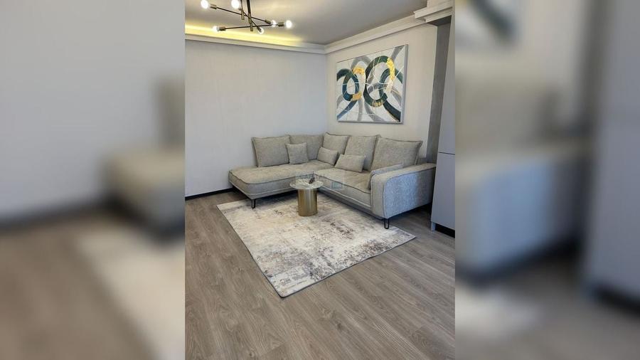 Apartament cu 2 camere semidecomandat, mobilat în Sopor