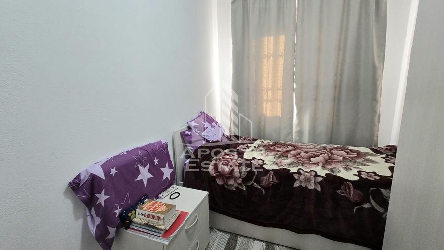 Casa individuala de vanzare cu 4 camere si garaj in Sag, vatra satului - 8