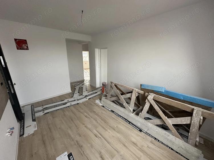 Apartament cu 2 camere semidecomandat în Bucovina