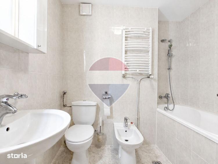 Apartament cu 3 camere în Gara de Nord