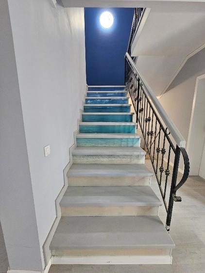 Casă individuală cu 5 camere cu Canalizare în Mărăcineni