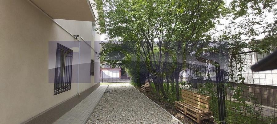 Casă individuală cu 4 camere cu Canalizare în Băneasa