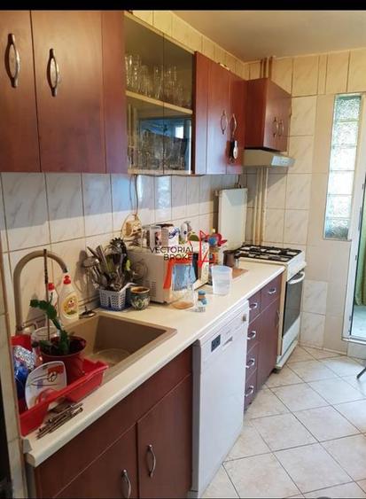 Apartament 3 camere Dristor Benzinaria Mol - 1