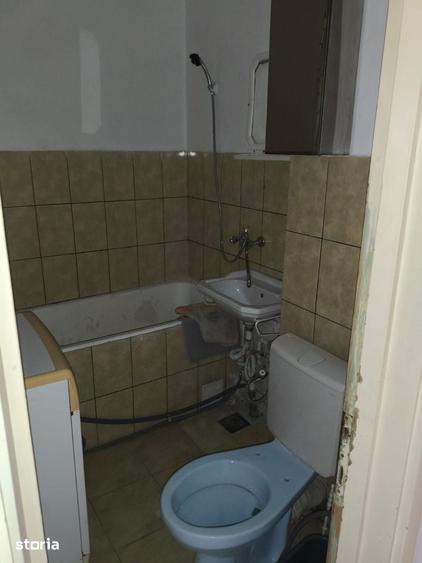 Garsonieră semidecomandată în Craiovei