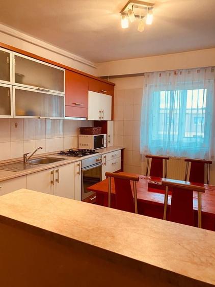 Apartament cu 2 camere decomandat în Exterior Vest