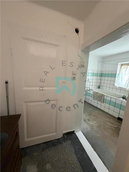 Casă cu 2 camere cu Teren 335 Mp în Lazaret