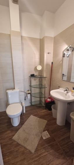 Apartament cu 3 camere decomandat în Herăstrău