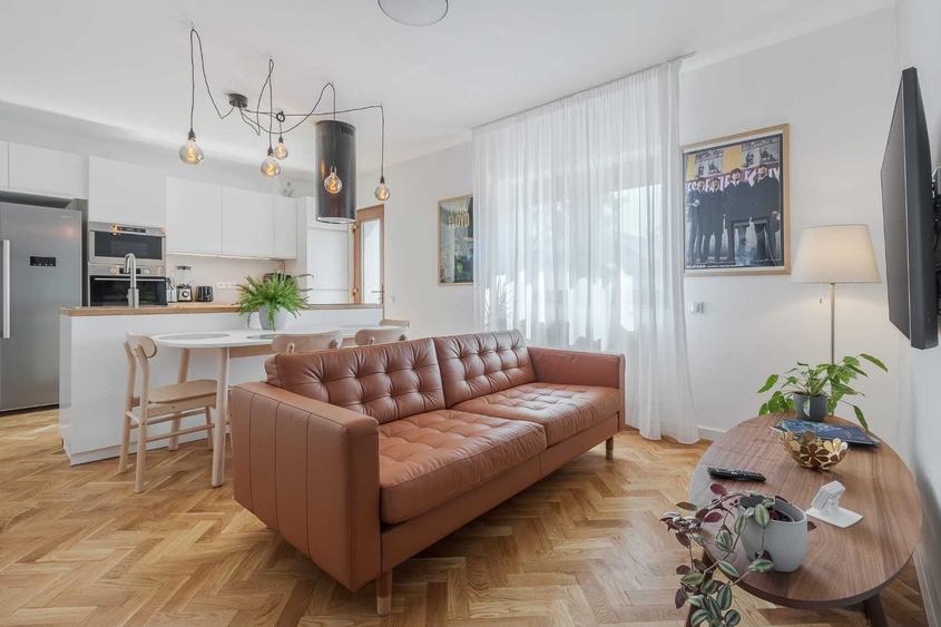 Casă cu 3 camere cu Teren 540 Mp în Iosia