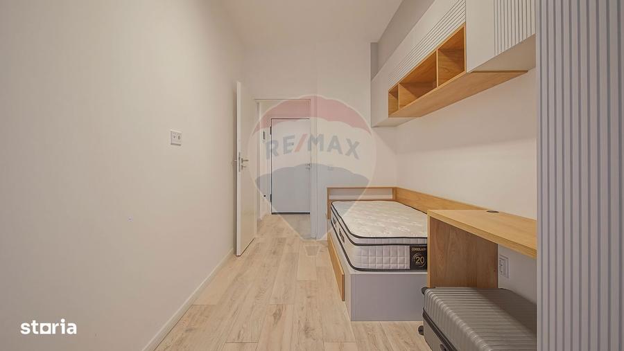 Apartament cu 3 camere, mobilat în Tractorul