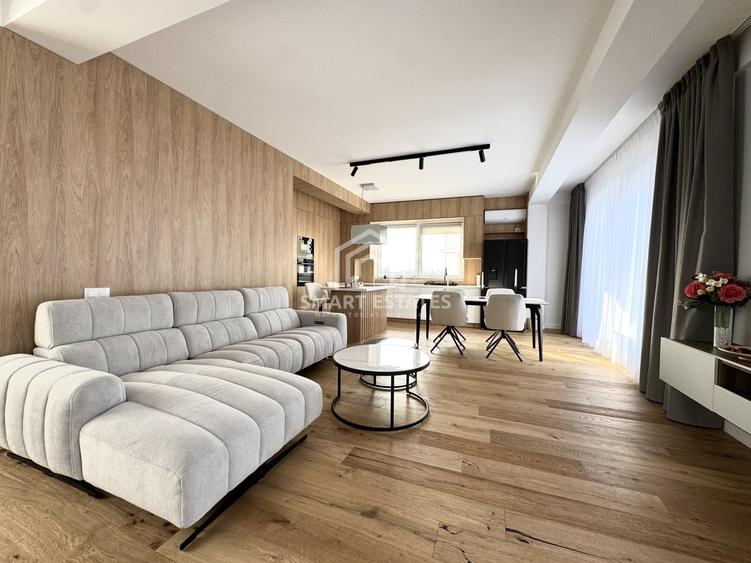 Apartament cu 4 camere decomandat, mobilat în Pipera