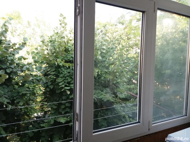 Apartament cu 3 camere decomandat în Eremia
