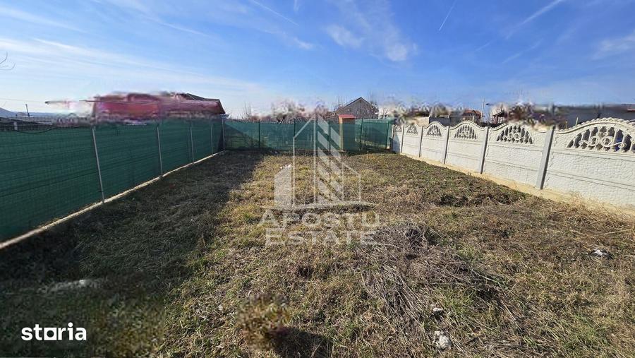 Casă cu 5 camere cu Teren 350 Mp în Ghiroda