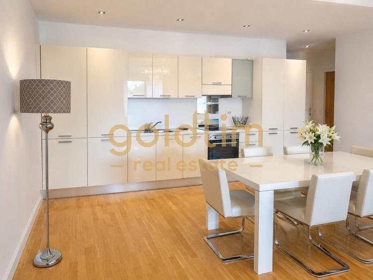 Apartament cu 3 camere decomandat, mobilat în Iancu Nicolae