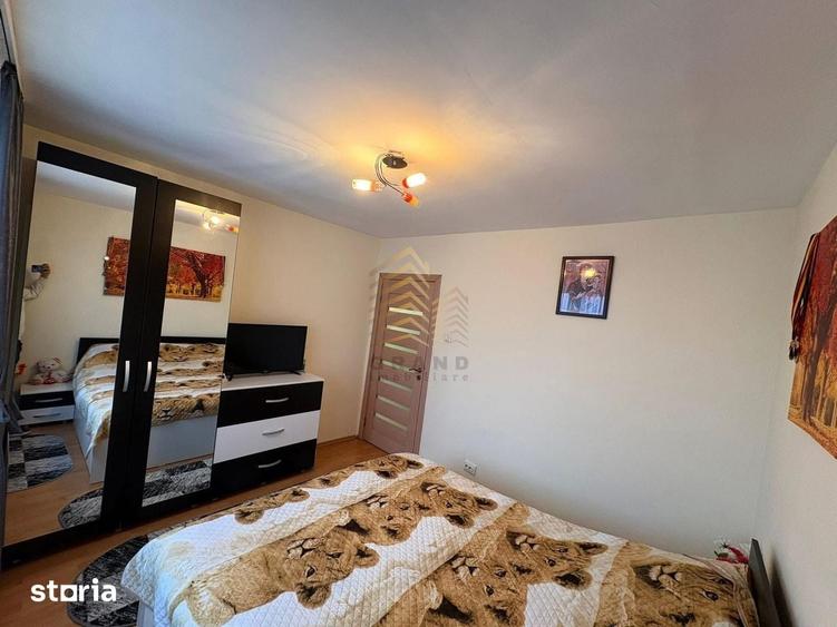 Apartament cu 3 camere în Decebal
