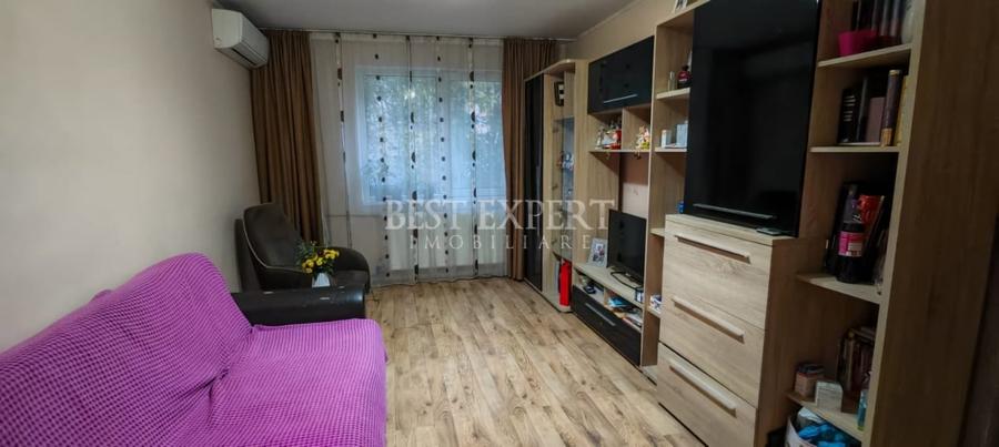 Apartament cu 4 camere decomandat, mobilat în Theodor Pallady