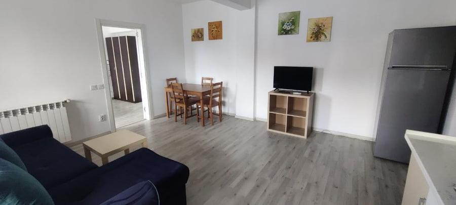 Apartament cu 2 camere semidecomandat în Est