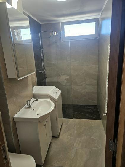Apartament cu 2 camere decomandat în Crinț
