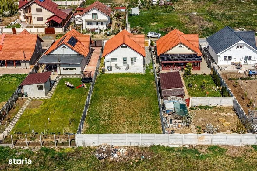 Casă cu 3 camere în Sânpaul