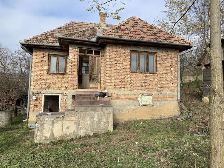 Casă cu 3 camere cu Teren 30 Mp în Silivașu de Câmpie