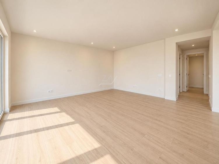 Apartament cu 3 camere în Giroc