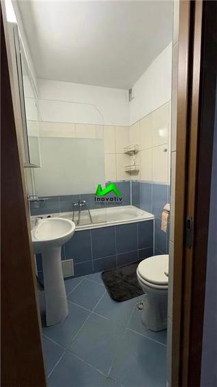 Apartament cu 3 camere decomandat în Hipodrom 3
