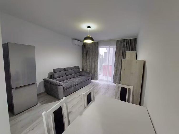 Apartament cu 2 camere decomandat în Exterior Vest