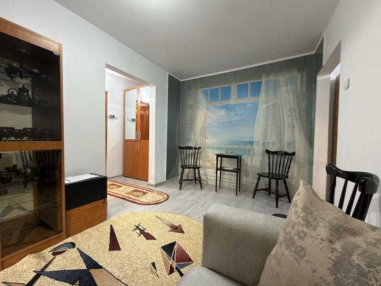 Apartament cu 2 camere semidecomandat în Micro 40