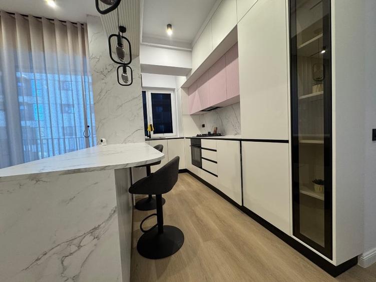 Apartament cu 2 camere, mobilat în Tătărași