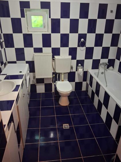 Inchiriez apartament tip casa Oradea, str. Gheorghe Doja - 1