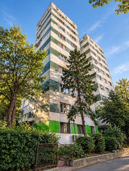 Apartament cu 3 camere circular în Drumul Taberei