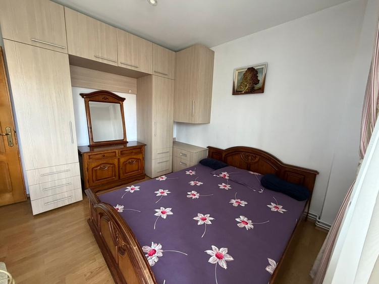 Apartament cu 2 camere decomandat în Centrul Civic